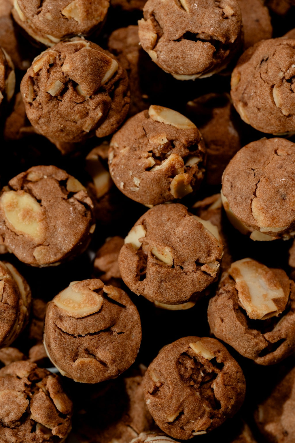 Chocolate Almond Crave